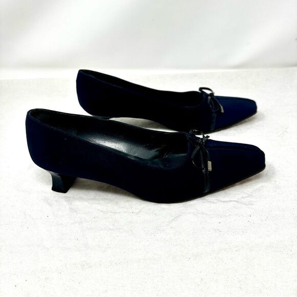 Stuart Weiztman Deep Blue Kitten Heel Loafers- Size 7W - Picture 13 of 14